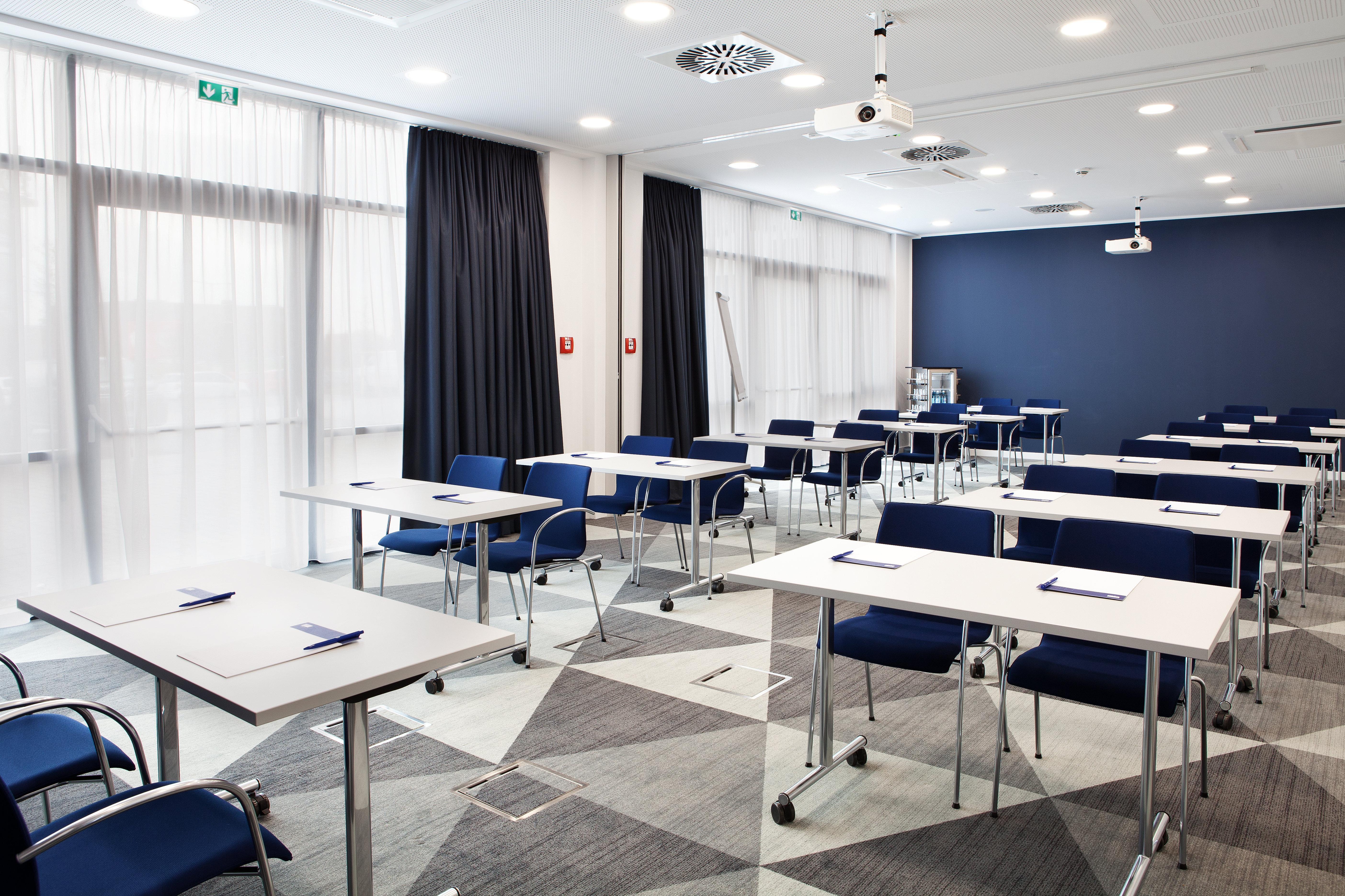 Holiday Inn Express - Sindelfingen By Ihg Eksteriør billede