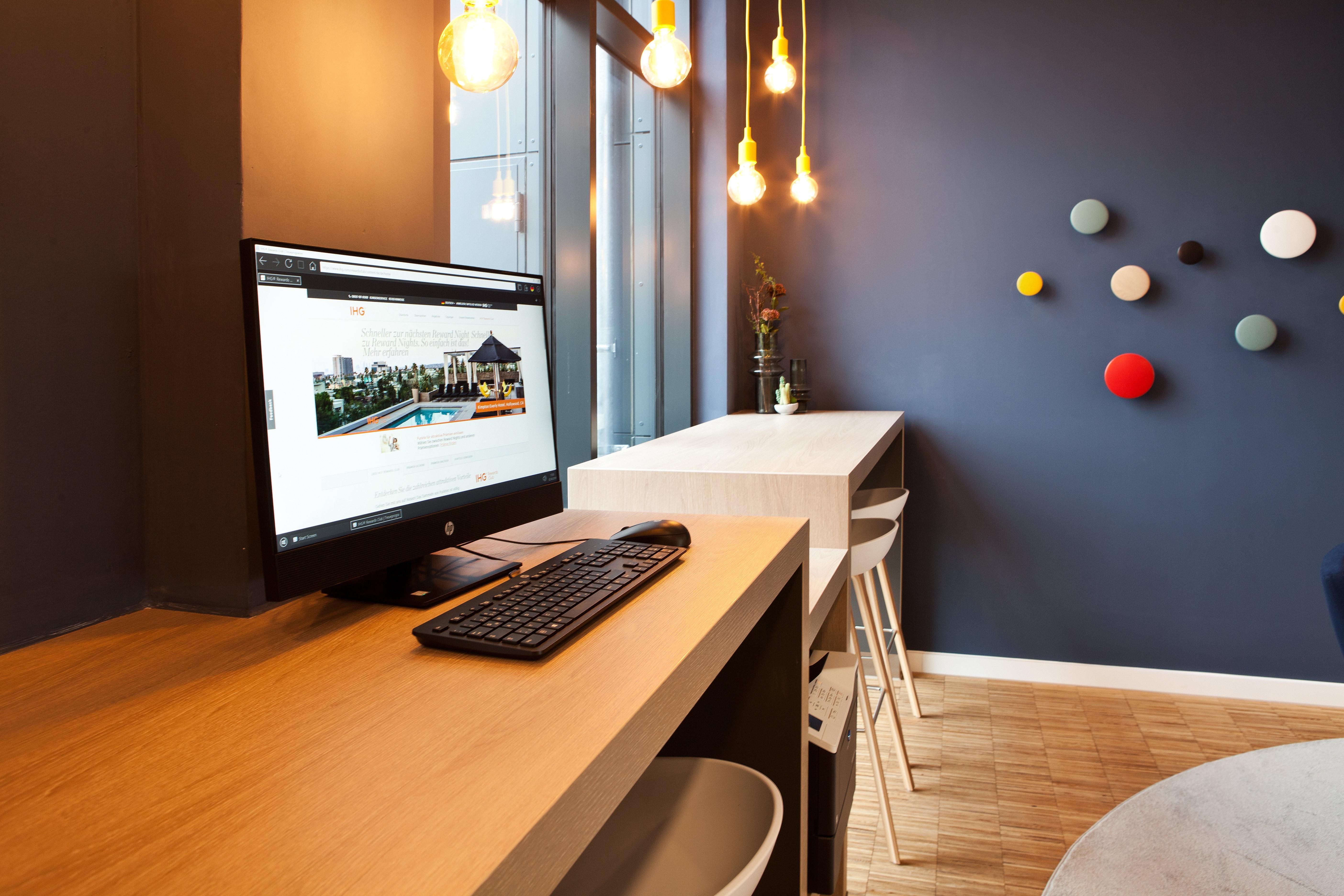 Holiday Inn Express - Sindelfingen By Ihg Eksteriør billede