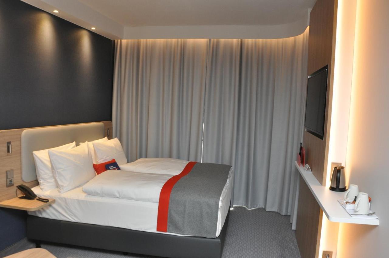 Holiday Inn Express - Sindelfingen By Ihg Eksteriør billede