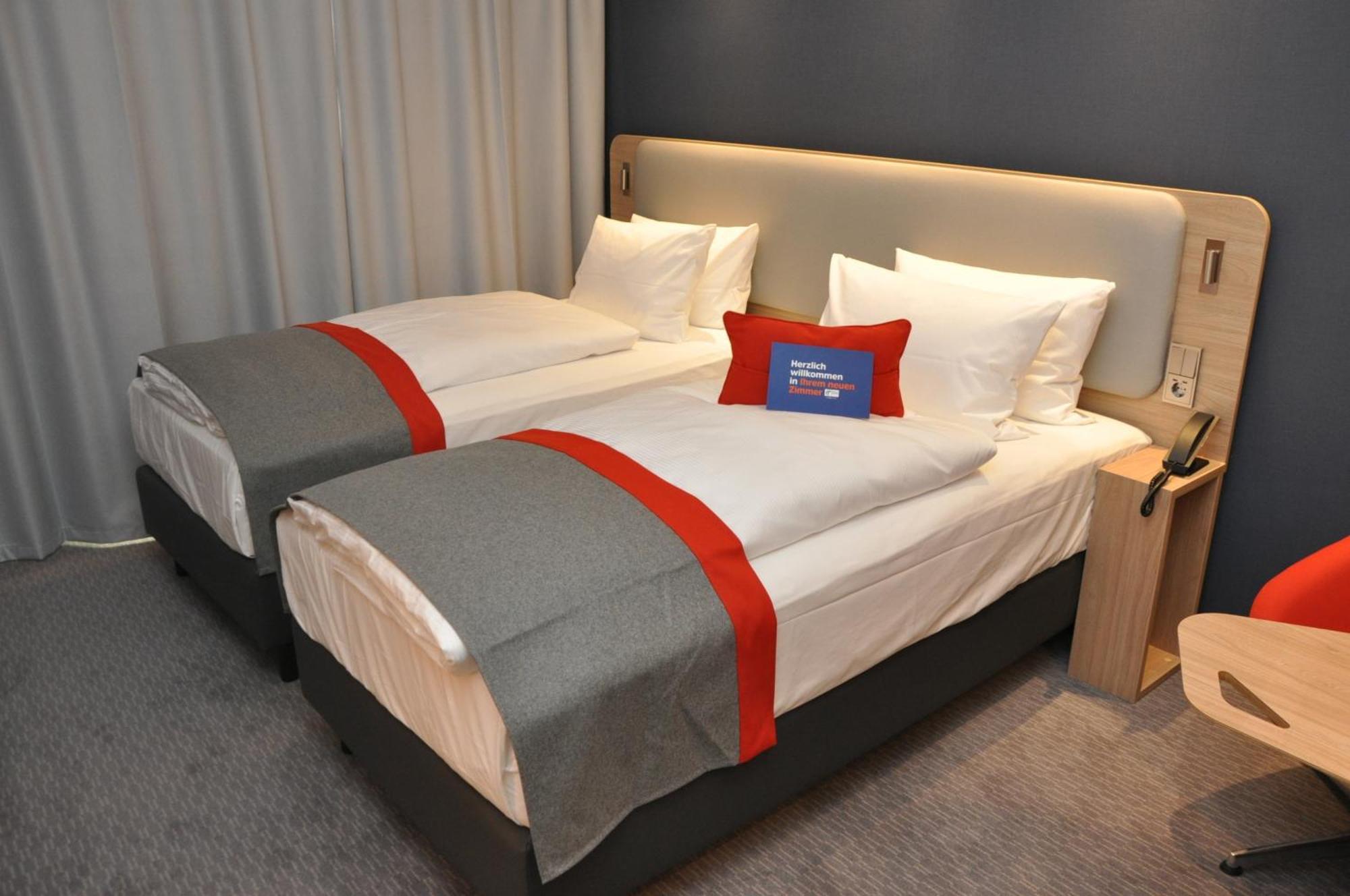 Holiday Inn Express - Sindelfingen By Ihg Eksteriør billede